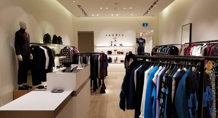 Transformation professionnelle d'un espace commercial à Castelnau Le Lez par les architectes d'intérieur de Bodeco Rénovation